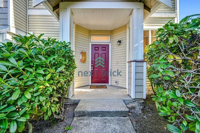 2 BED & 1.5 BATH TOWNHOUSE FOR RENT - 2 BED & 1.5 BATH TOWNHOUSE FOR RENT
