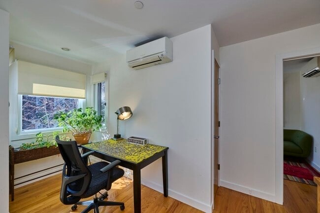 Photo - 17 Clary St