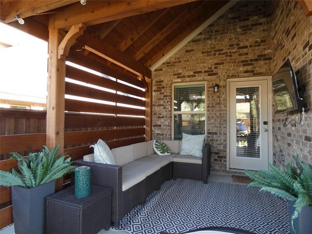 Photo - 1715 Indigo Creek Ln