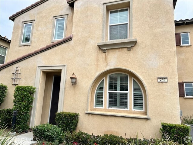 Building Photo - 250 W Cork Tree Dr Rental