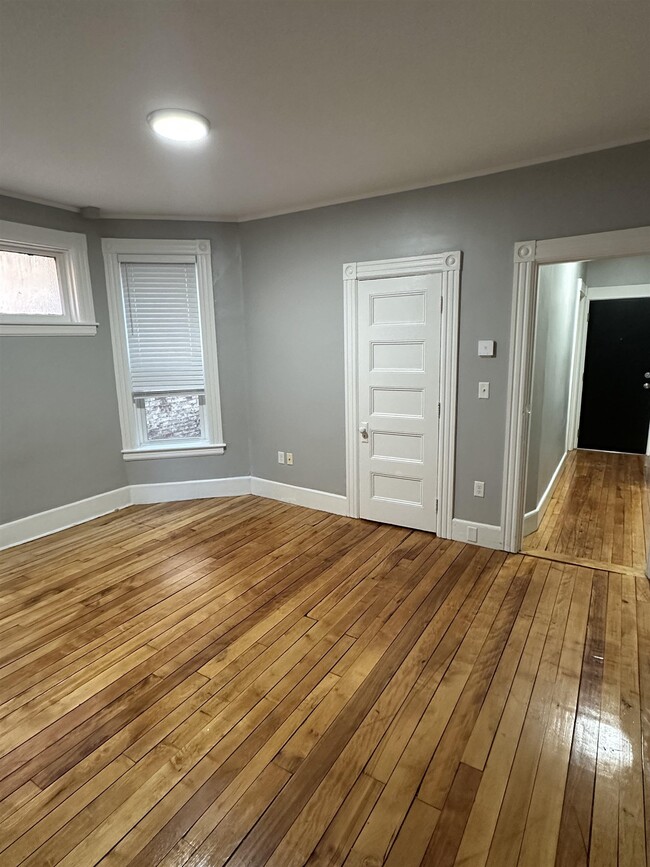 Photo - 4 N State St Unit 203