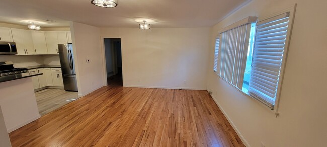 Photo - Tiehen Realty - Booth Unit 3906 Booth