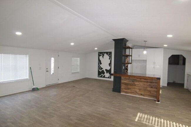 Photo - 2232 Dawson Forest Rd E