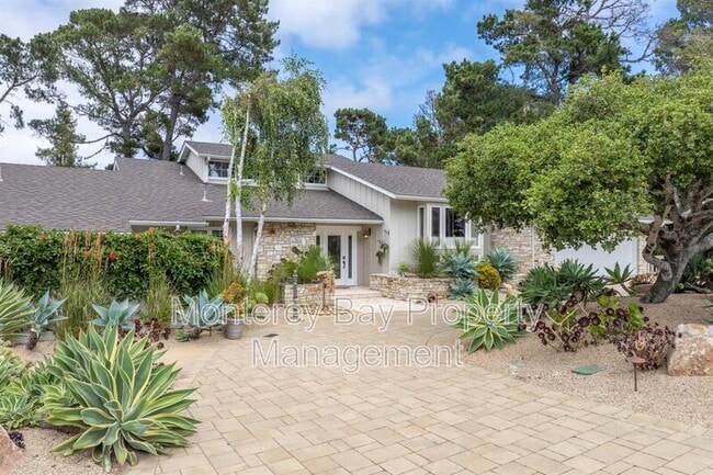 Photo - 18 Deer Stalker Path