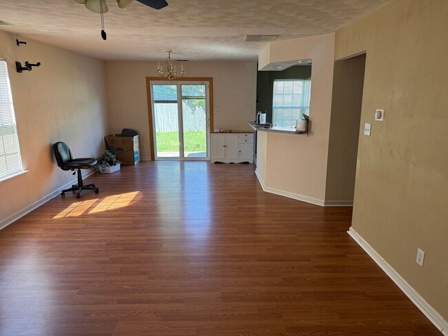 Photo - 3564 Faraday Ln