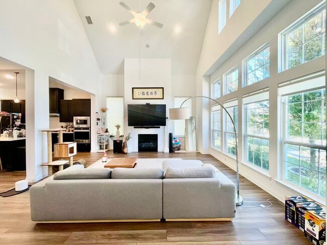 Photo - 8213 Bethpage Dr