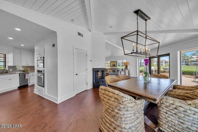 Photo - 628 Amberjack Dr