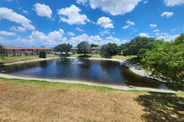 Photo - 9962 Twin Lakes Dr