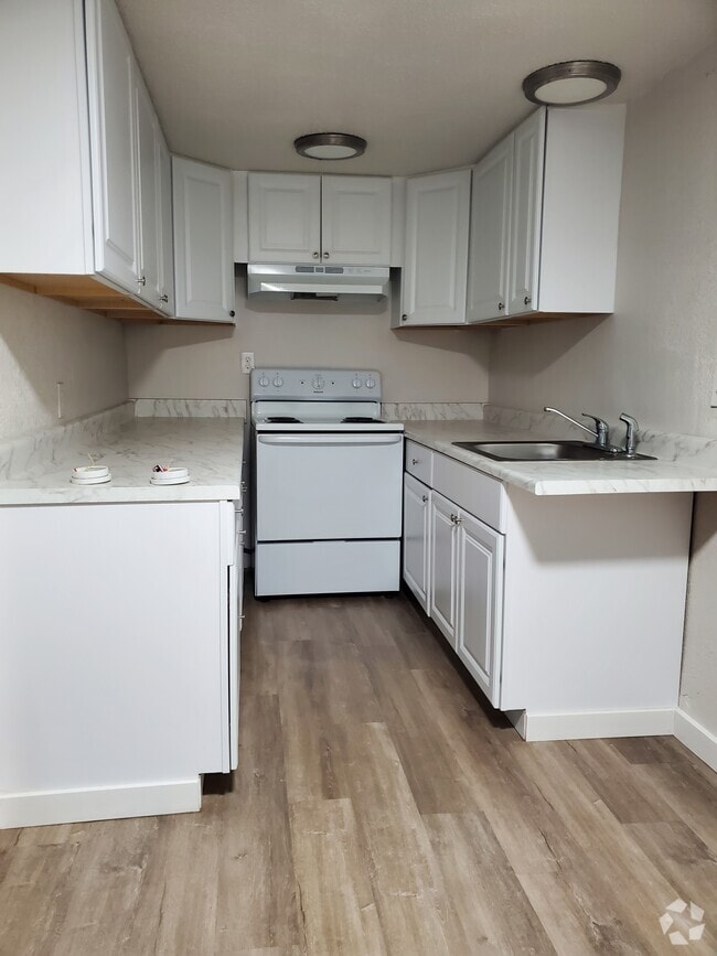 Building Photo - 3819 12th Ave SE Unit A Rental