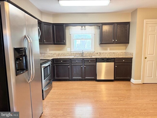 Photo - 15407 Skyline Dr