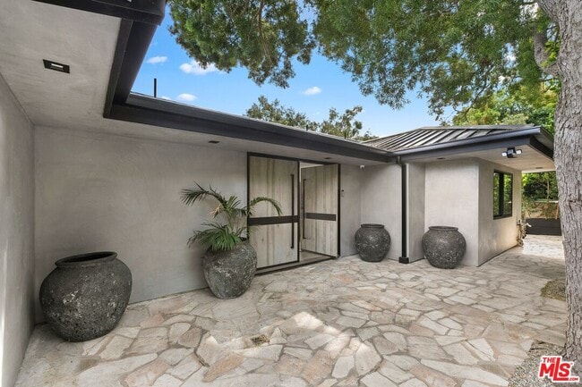 Photo - 11010 Chalon Rd