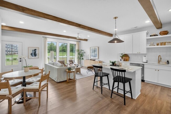 Photo - 933 Prime St