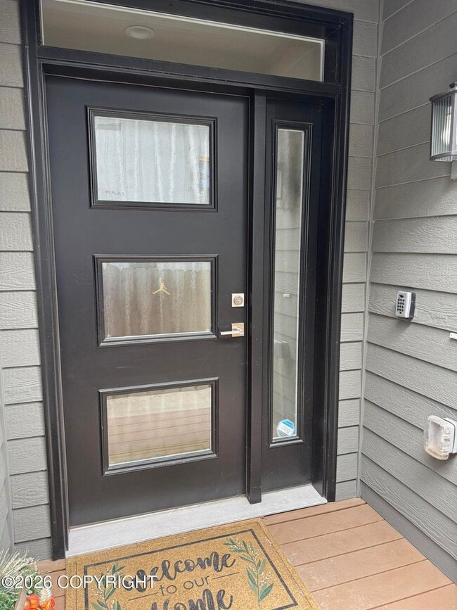Photo - Fully furnished ranch style in downtown Anchorage