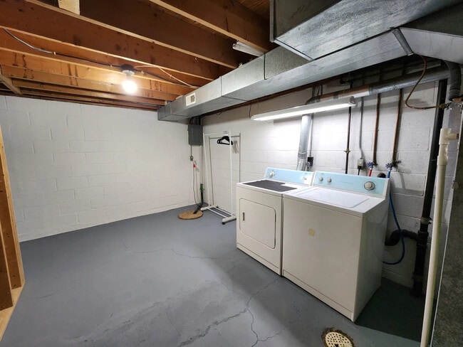 Photo - 1500 Dustin Dr Unit 2