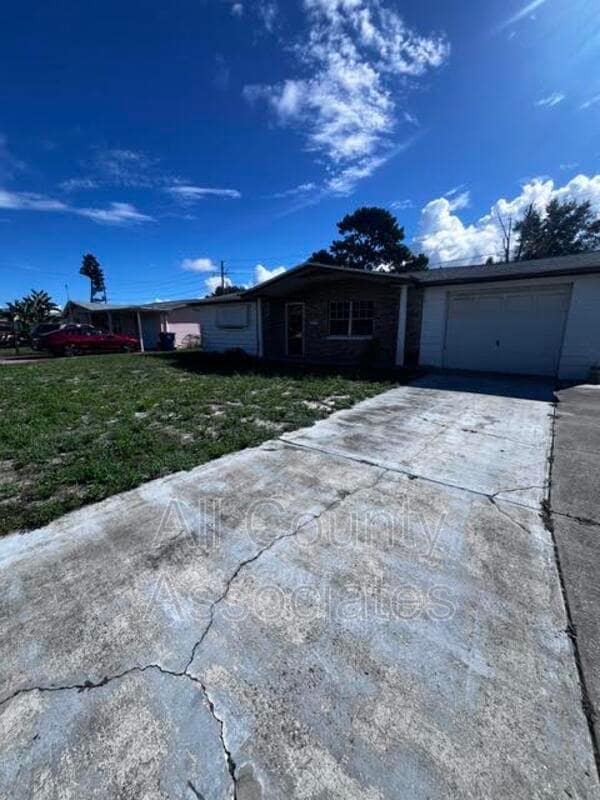 3404 Devonshire Dr