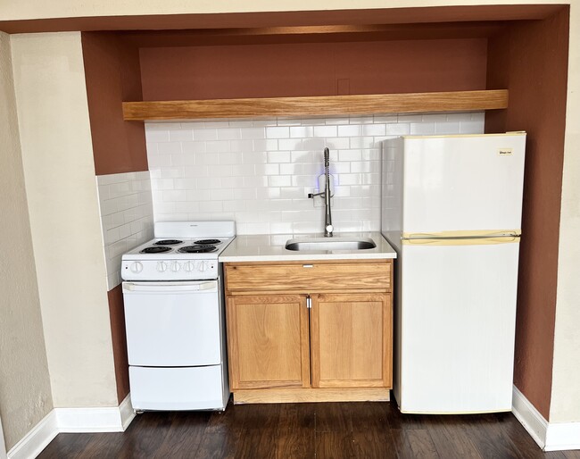 Photo - 311 W Ashley St Unidad 205