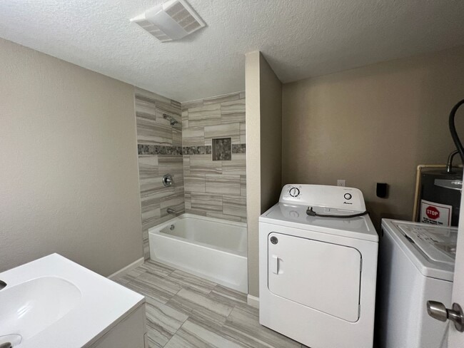 Photo - House For Rent in SE Lake Charles