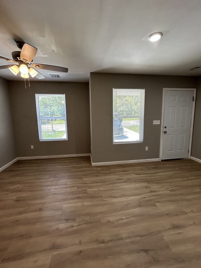 Photo - 712 Columbus St Unit 712 N Columbus -  A