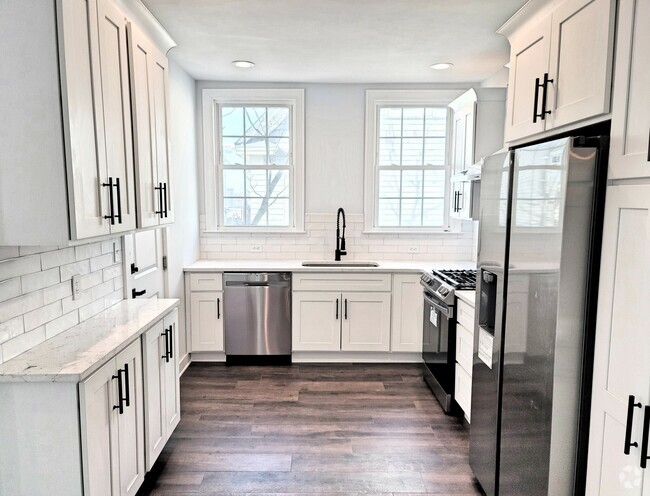 Building Photo - 3 Castlerock St Unit 2 Rental
