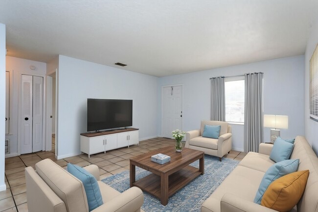 Photo - 3223 Pershing St