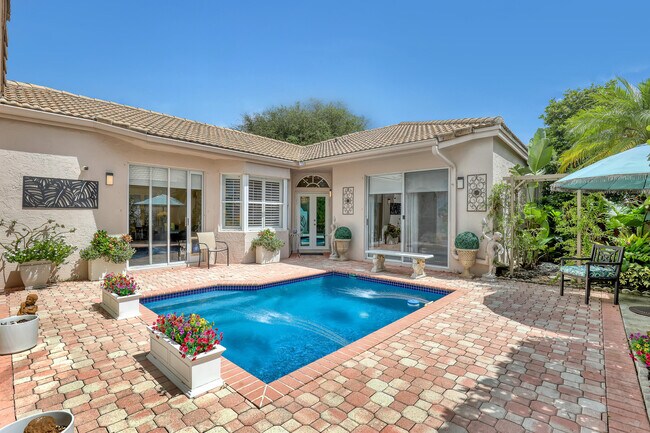 Photo - 2076 Cezanne Rd