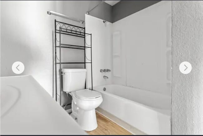 Villa Alegre Apartments