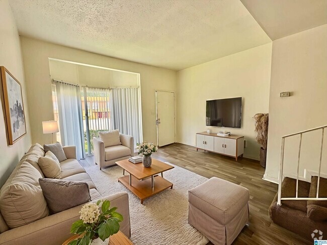 Building Photo - 1436 Nocoseka Trail Unit N2,N5,P4,P5,Q7,S1,S4,U4,U5,U6 Rental