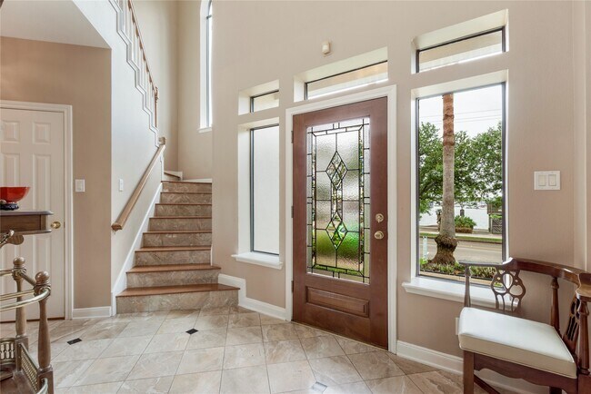 Photo - 457 Mariners Dr