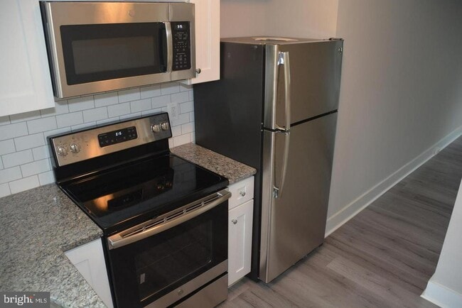 5029 Hanna Pl SE Unit 1