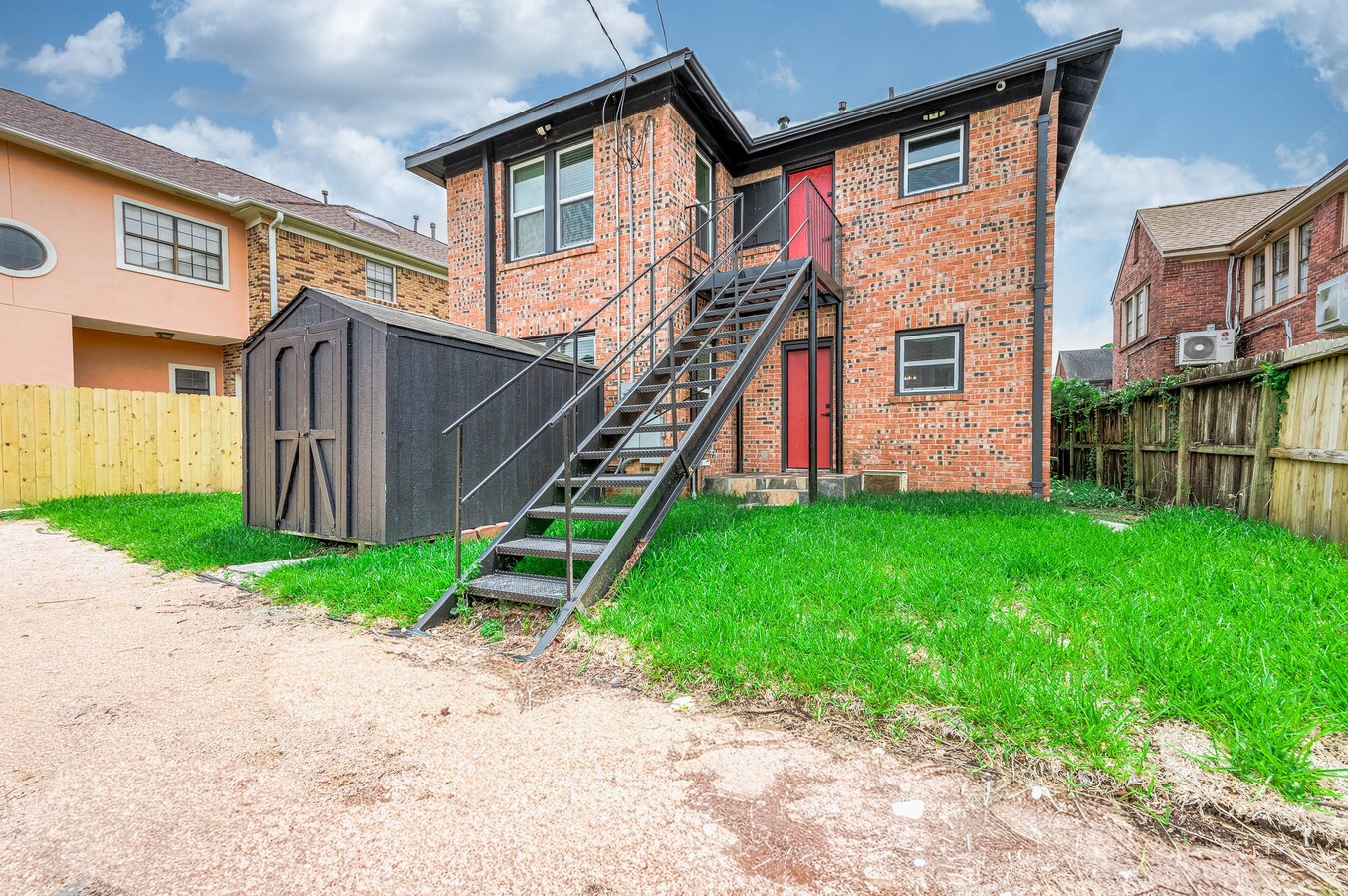 Photo - 2511 Arbor St