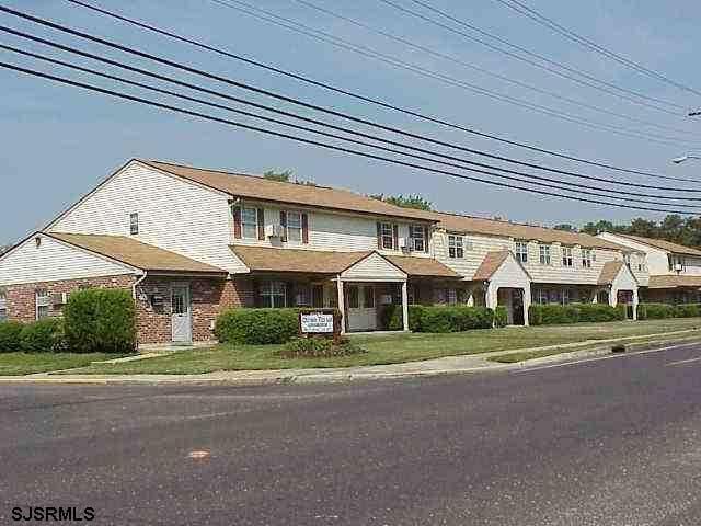 Building Photo - 56 A Oxford Village Unit 56A