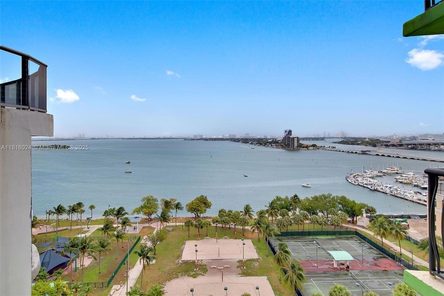 Photo - 1756 N Bayshore Dr
