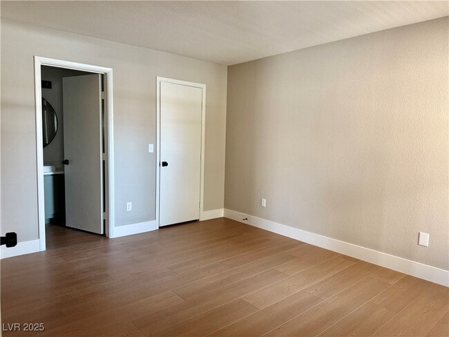 Photo - 1150 N Buffalo Dr Unit 2025