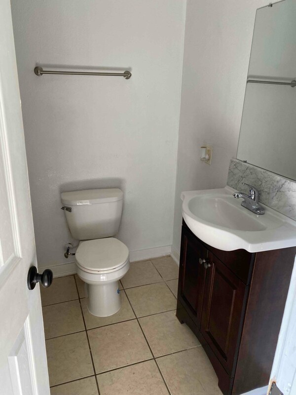 Photo - 8339 White Settlement Rd Unidad D