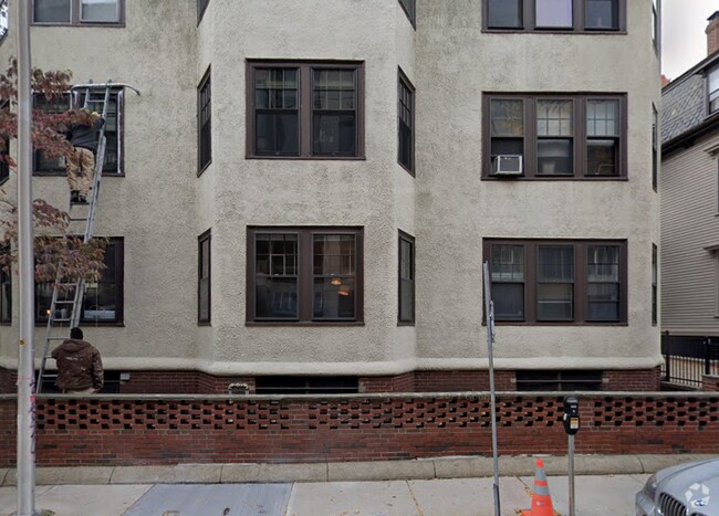 Building Photo - 11 Story St Unit 3 Rental
