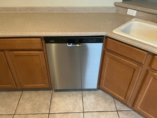 Photo - 461 Misty Oaks Run