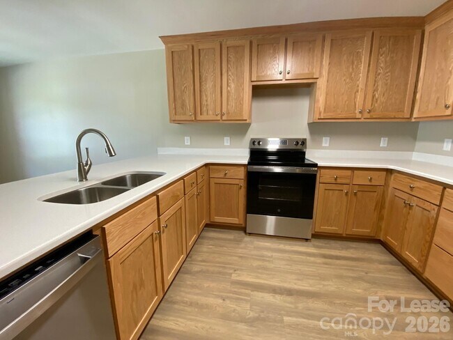 Photo - 1961 Glen Manor Ct