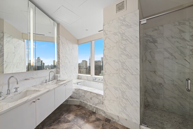 Photo - 25 Columbus Cir Condo