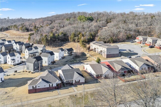 Photo - 2970 W Old Farmington Rd