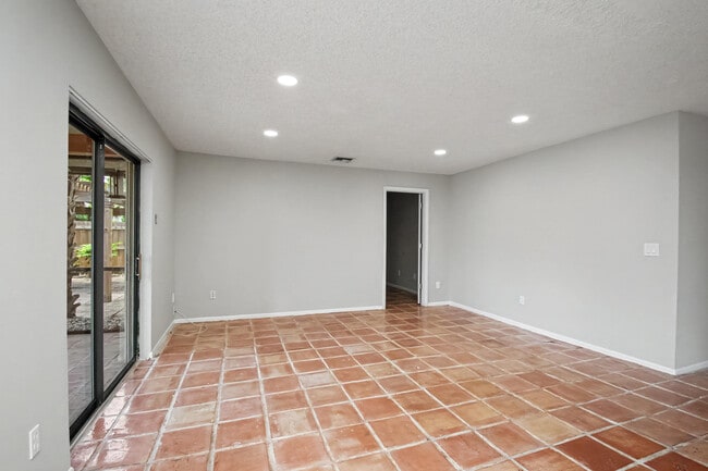 7407 Silver Woods Ct