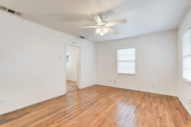 Photo - 2701 36th St