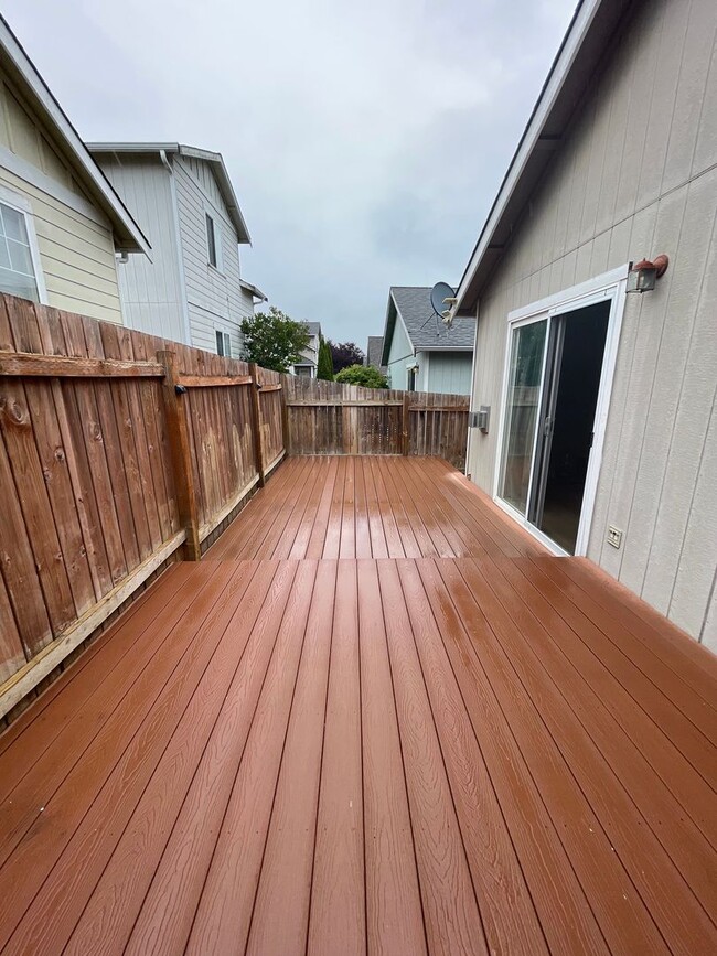 Photo - Cozy and Comfortable 3 Bedroom Home, Close to Everything!