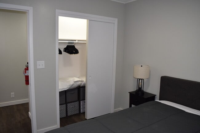 Photo - 113 N Cedar Ave Unidad Apt 1