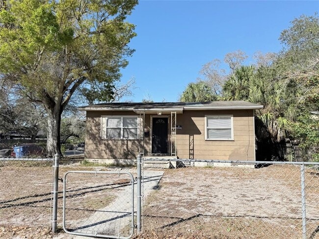 Building Photo - 1543 43rd St S