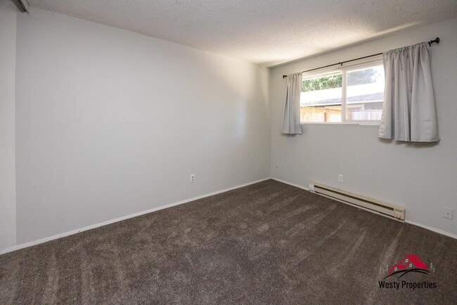 8205 SE 23rd Ave
