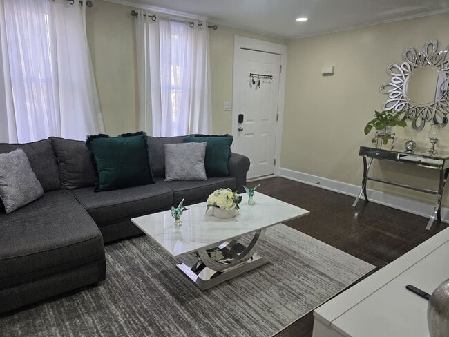 108 Linden Ave Unit SI ID1541031P