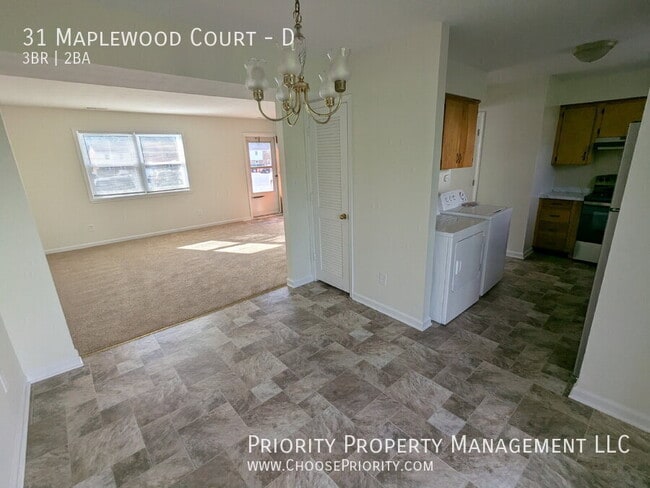 Photo - 31 Maplewood Ct