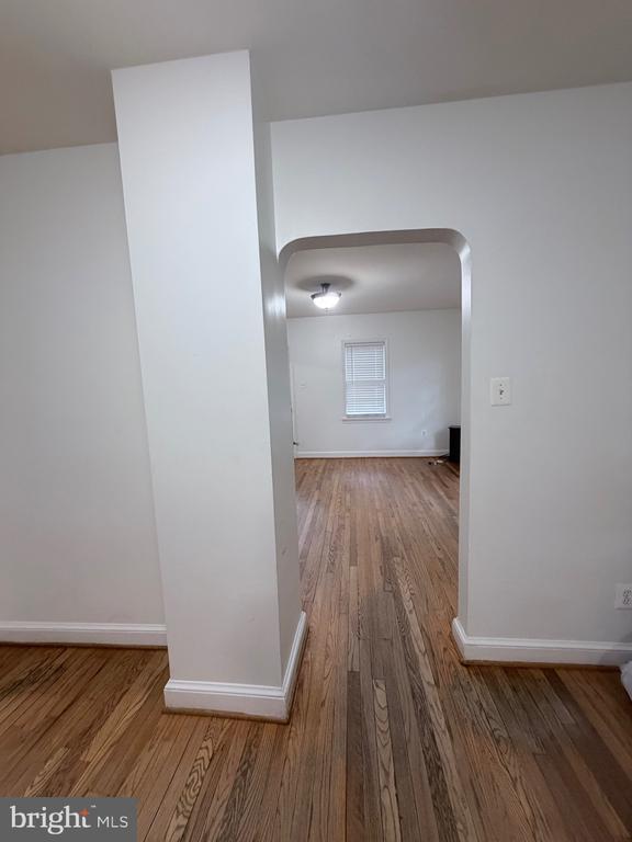 Photo - 491 N Latham St