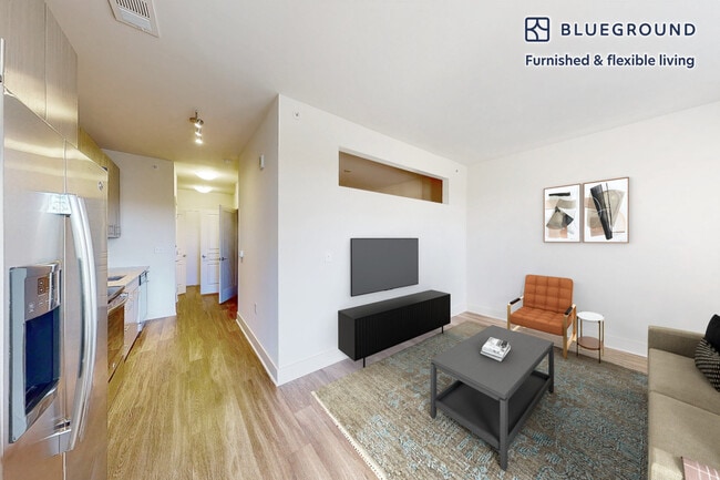 Photo - 820 Concorde Cir Unidad FL1-ID8348A