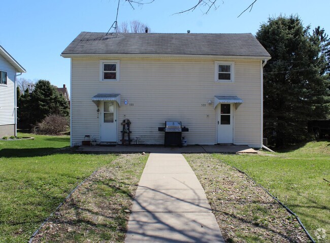 Building Photo - 2 Bedroom Duplex Rental